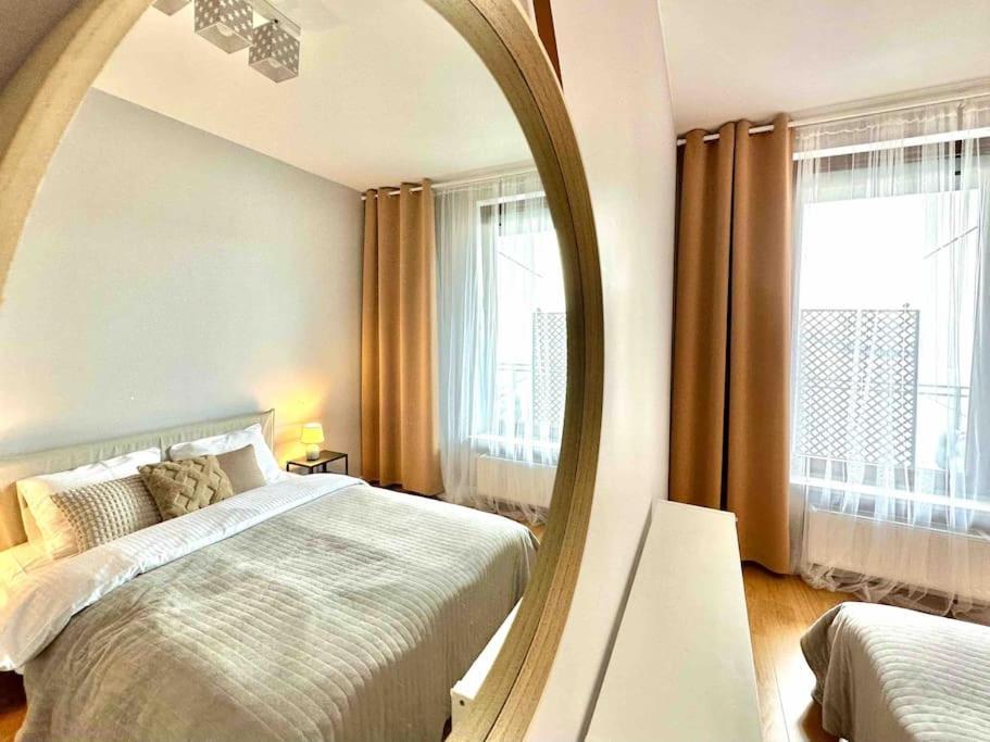 Apartment Wola Sowinskiego - Salon, Sypialnia, Balkon, Parking *